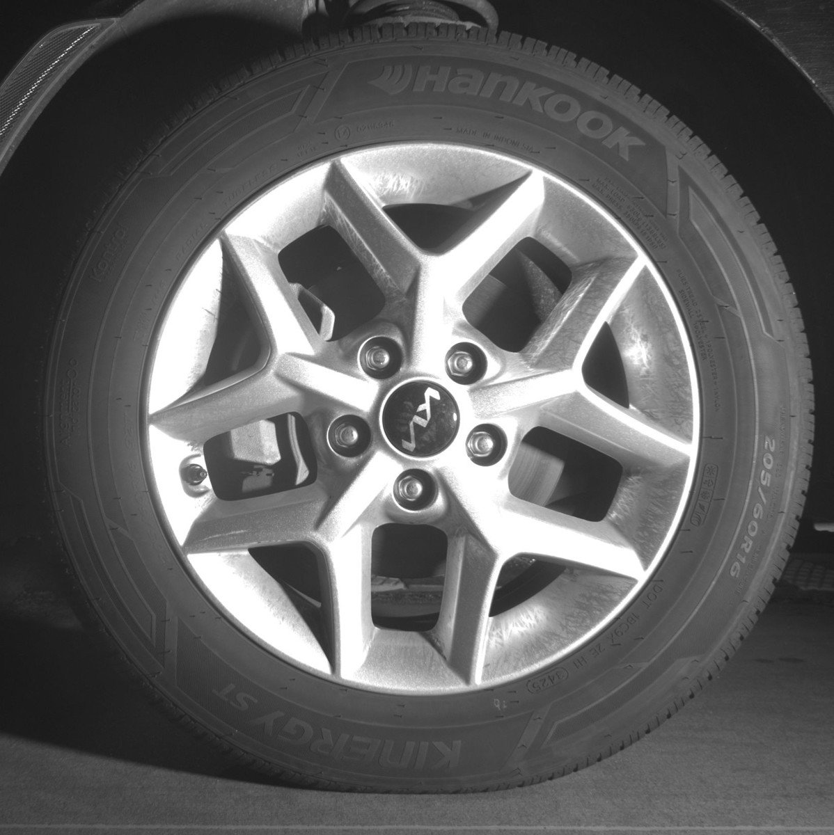 Used 2025 Kia Soul LX w/ LX Technology Package FWD image 17