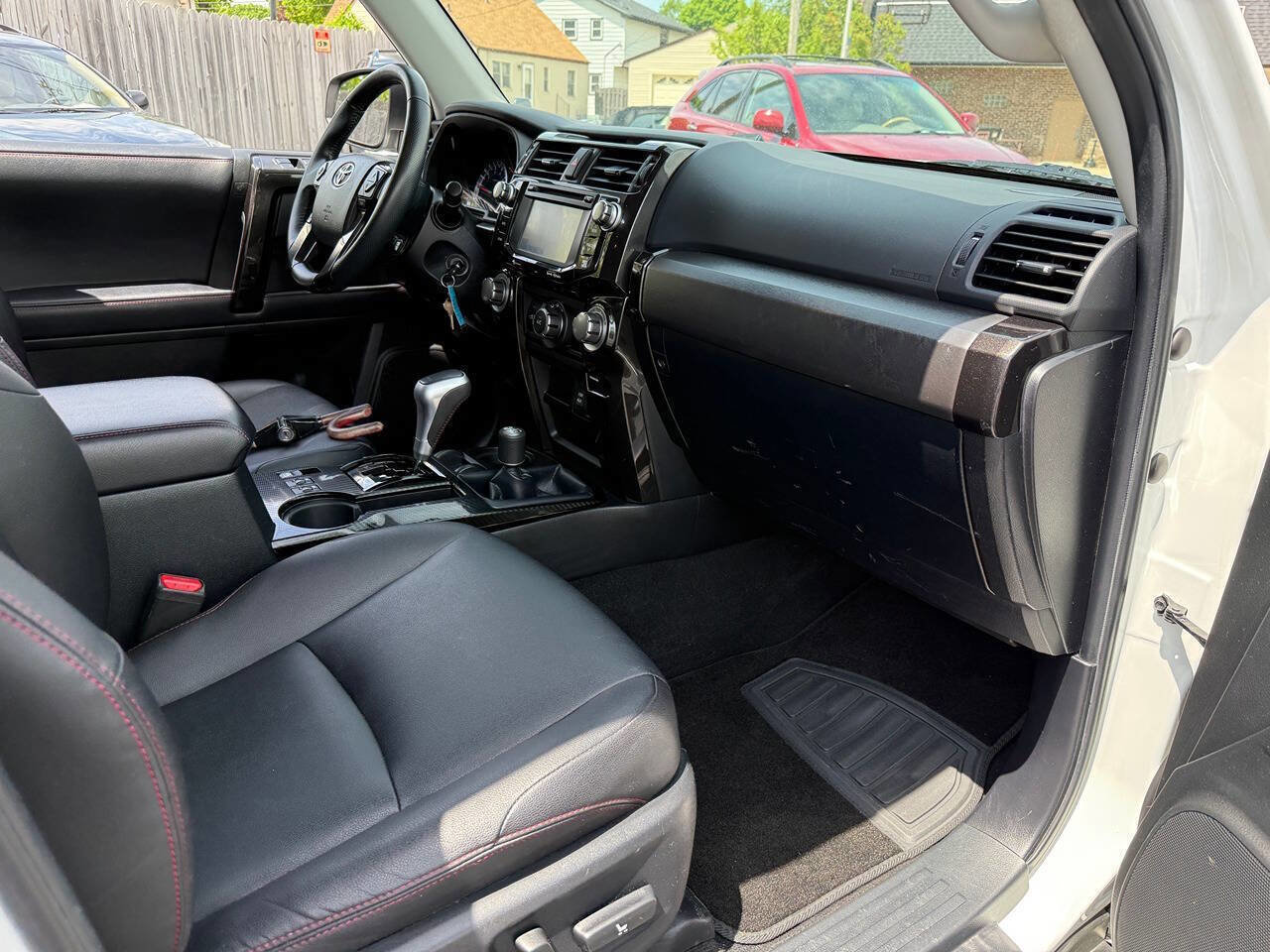 Used 2018 Toyota 4Runner TRD Off-Road Premium AWD/4WD image 35