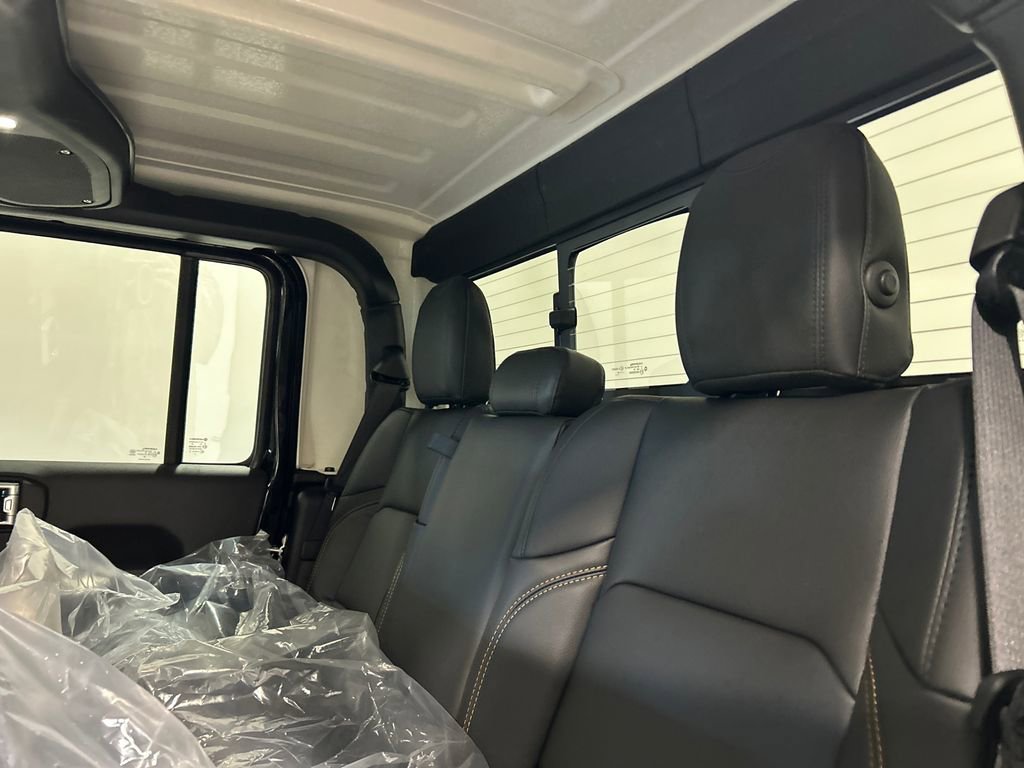 New 2026 Jeep Gladiator Sport image 32
