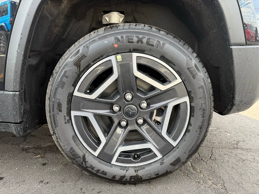 New 2026 Jeep Cherokee Laredo AWD/4WD image 31