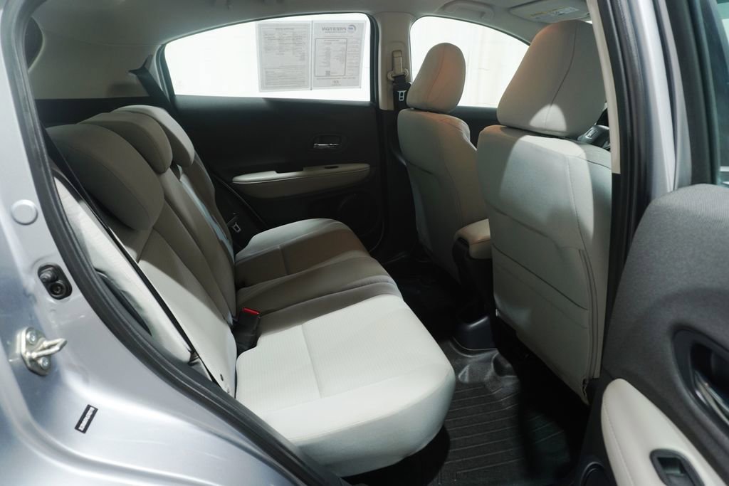 Used 2020 Honda HR-V LX image 15
