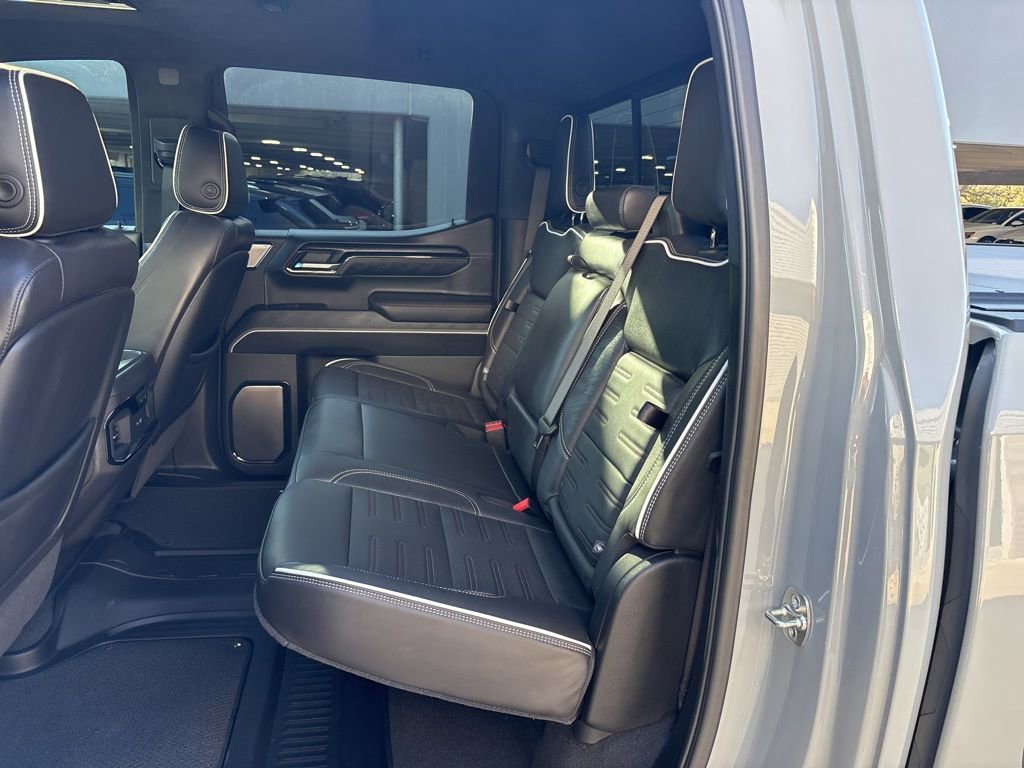 Used 2025 GMC Sierra 1500 AT4X image 14