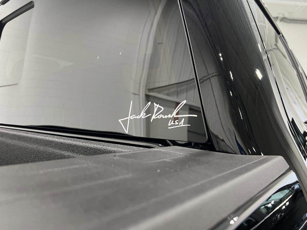 New 2026 Ford F250 Lariat w/ Black Appearance Package image 21