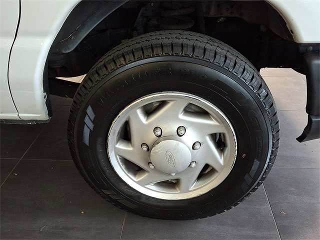 Used 2014 Ford E-150 and Econoline 150 image 8