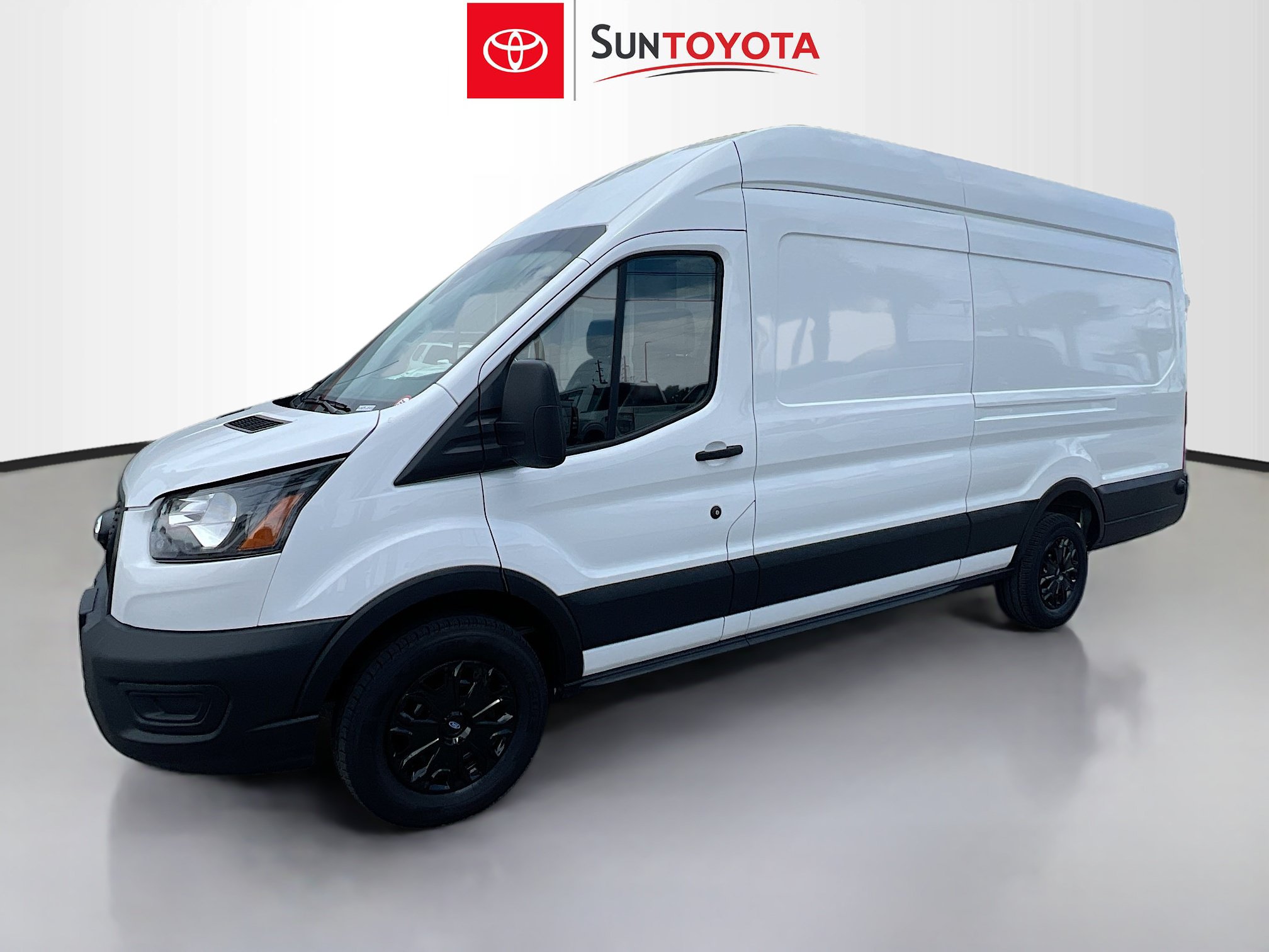 Used 2024 Ford Transit 250 148 High Roof Extended w/ Load Area Protection Package RWD image 9