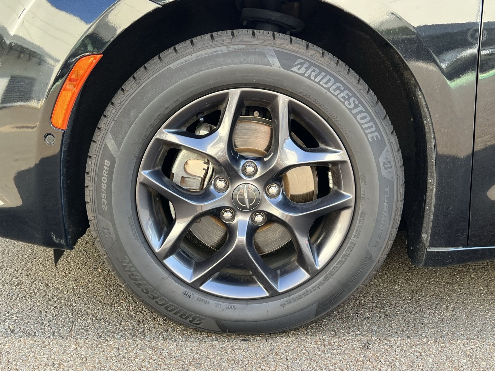 Used 2020 Chrysler Pacifica Touring-L Plus FWD image 8
