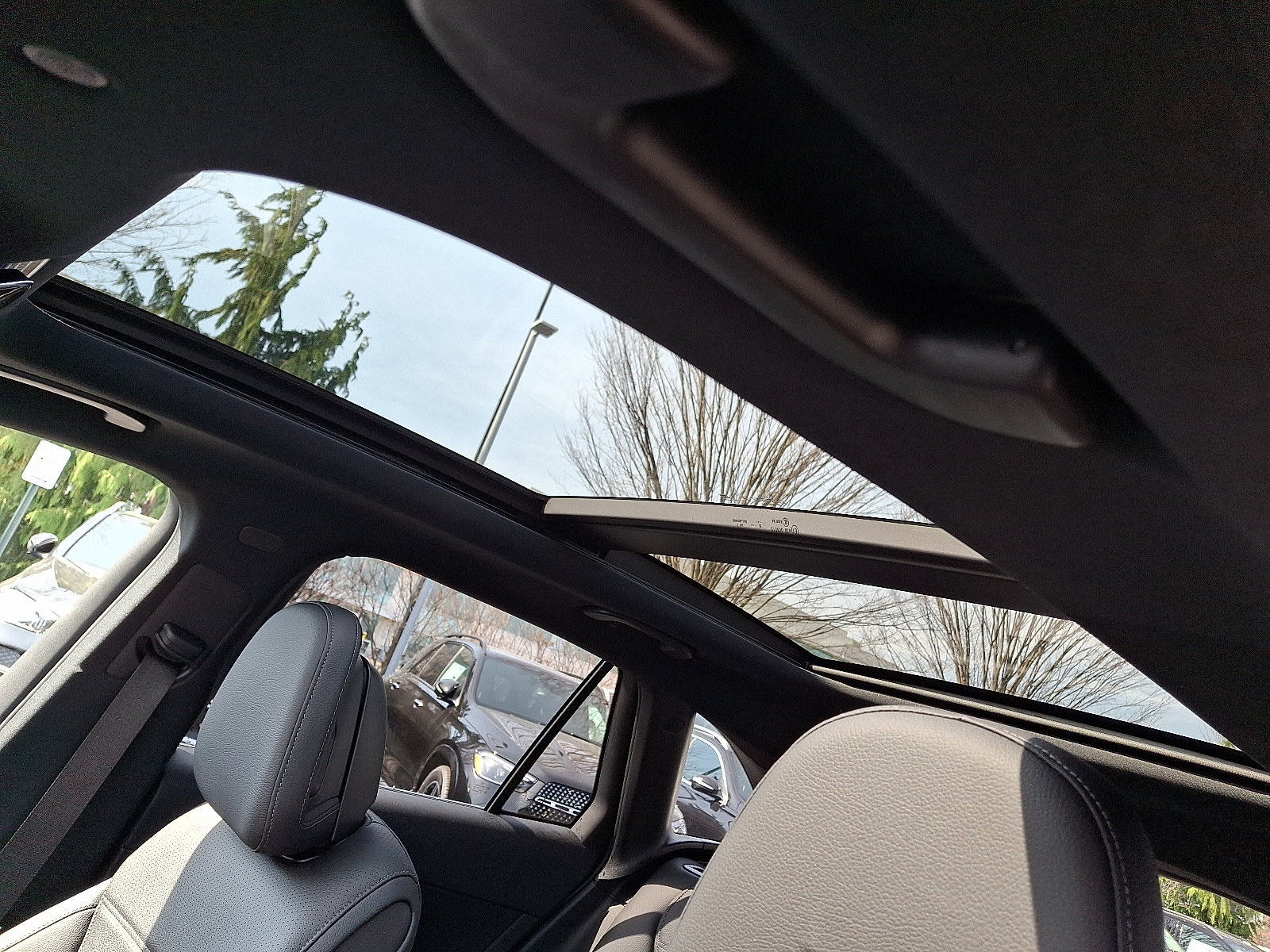 New 2026 Mercedes-Benz GLC 300 4MATIC image 12