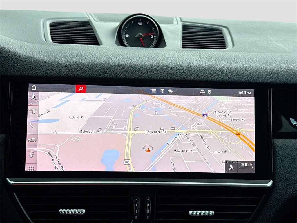 Used 2020 Porsche Cayenne Base w/ Premium Package image 14