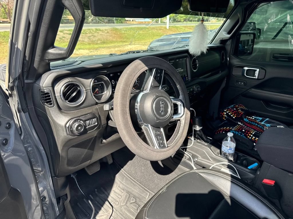 Used 2021 Jeep Wrangler Unlimited Sahara AWD/4WD image 11