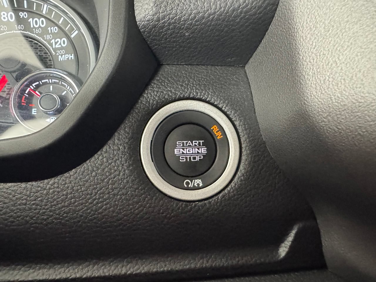 Used 2025 RAM 1500 Big Horn AWD/4WD image 29