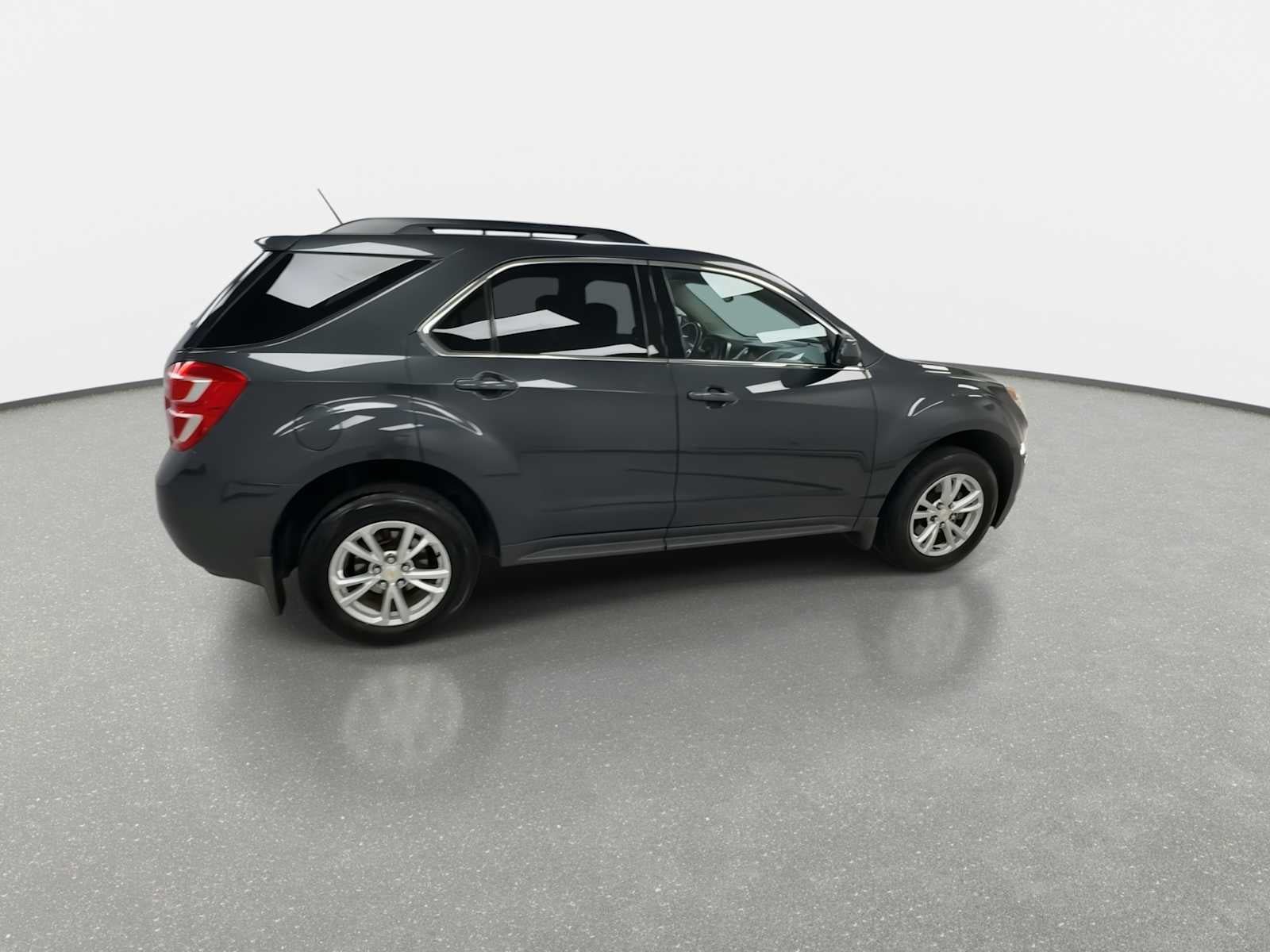 Used 2017 Chevrolet Equinox LT w/ Convenience Package FWD image 9