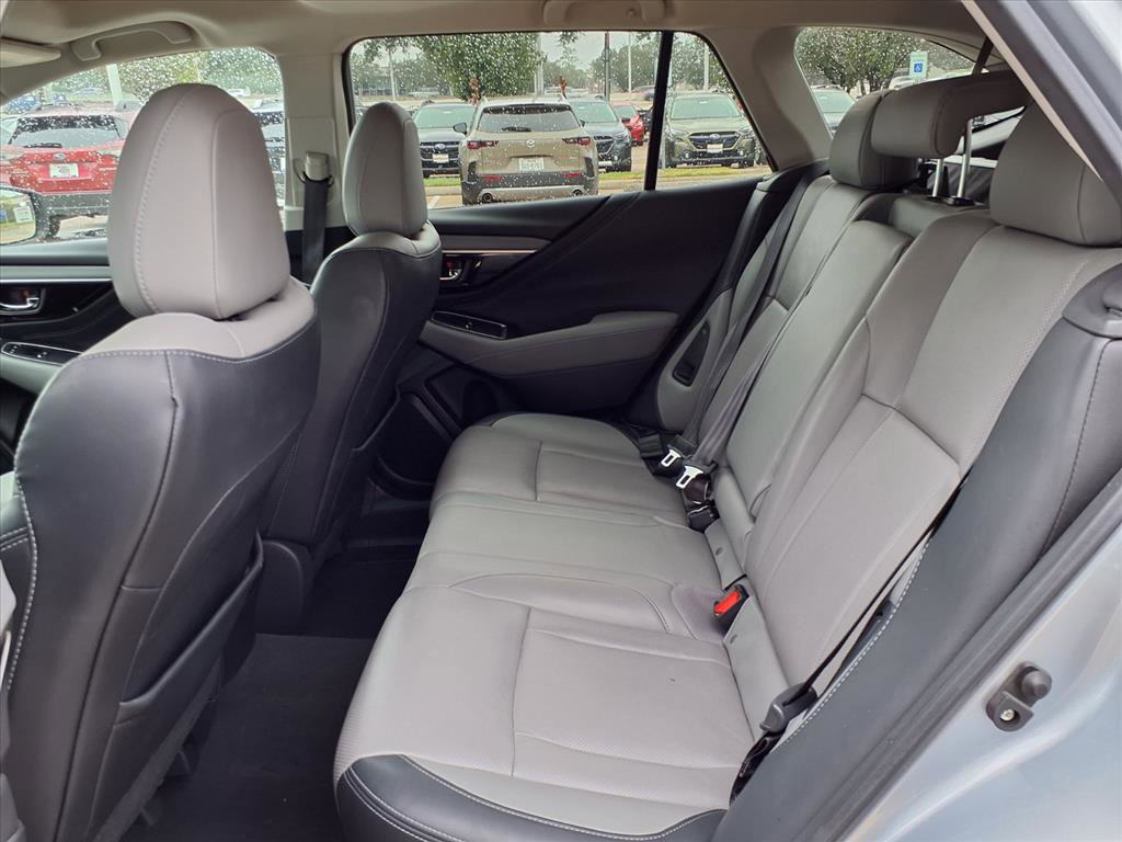 Used 2020 Subaru Outback Limited image 18