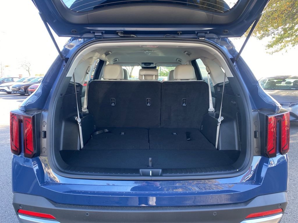 New 2026 Kia Sorento S FWD image 7