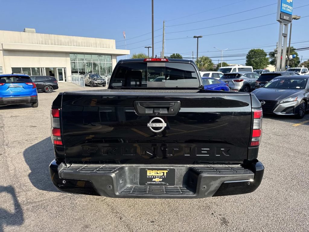 Used 2025 Nissan Frontier SV RWD image 7