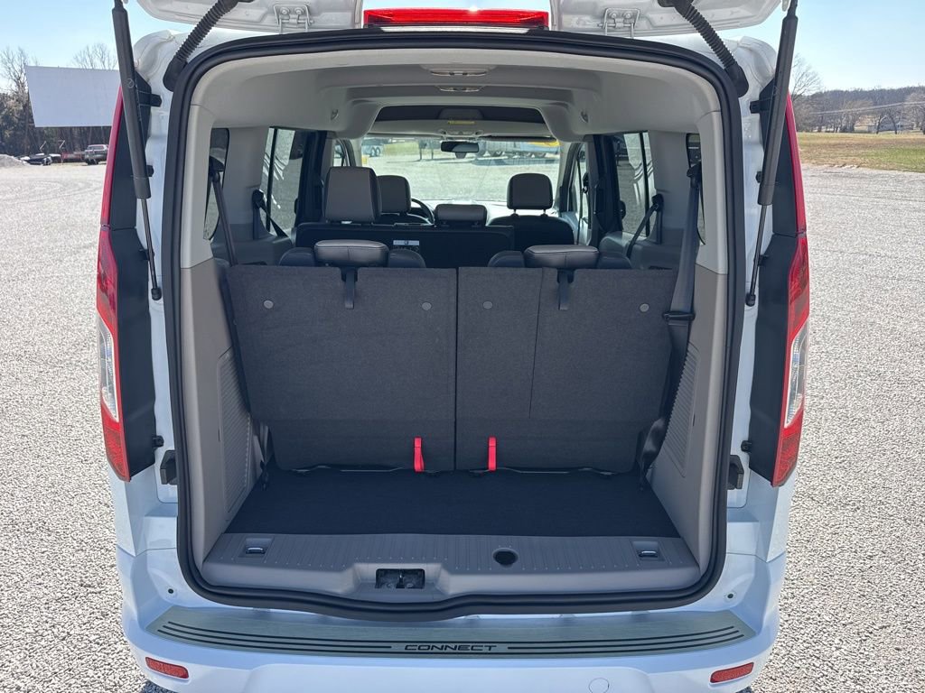 Used 2015 Ford Transit Connect Titanium image 12