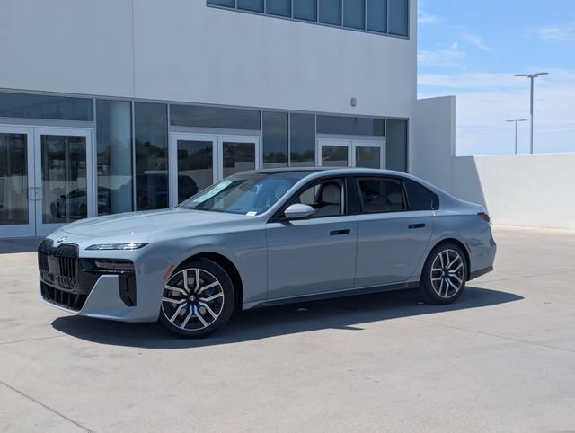 New 2026 BMW 740i w/ Executive Package