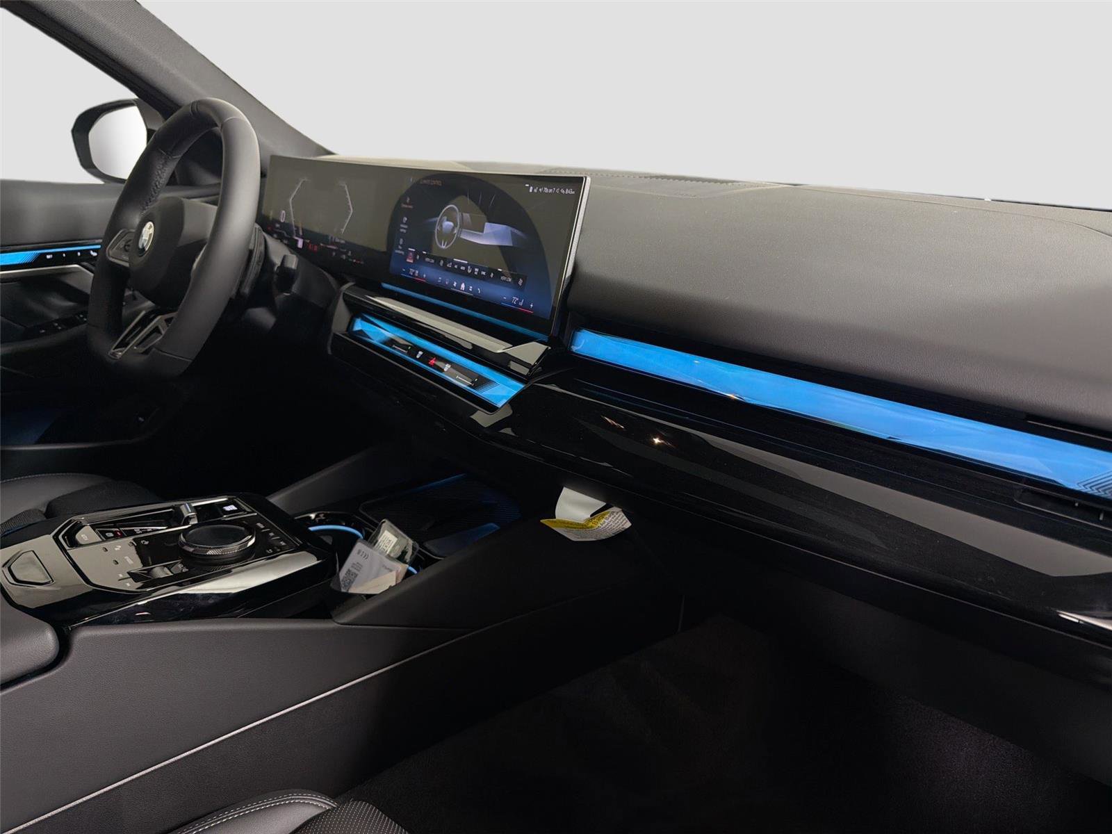 New 2027 BMW 530i RWD image 30