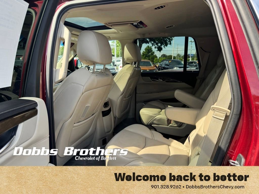 Certified 2019 Cadillac Escalade Premium Luxury AWD/4WD image 34