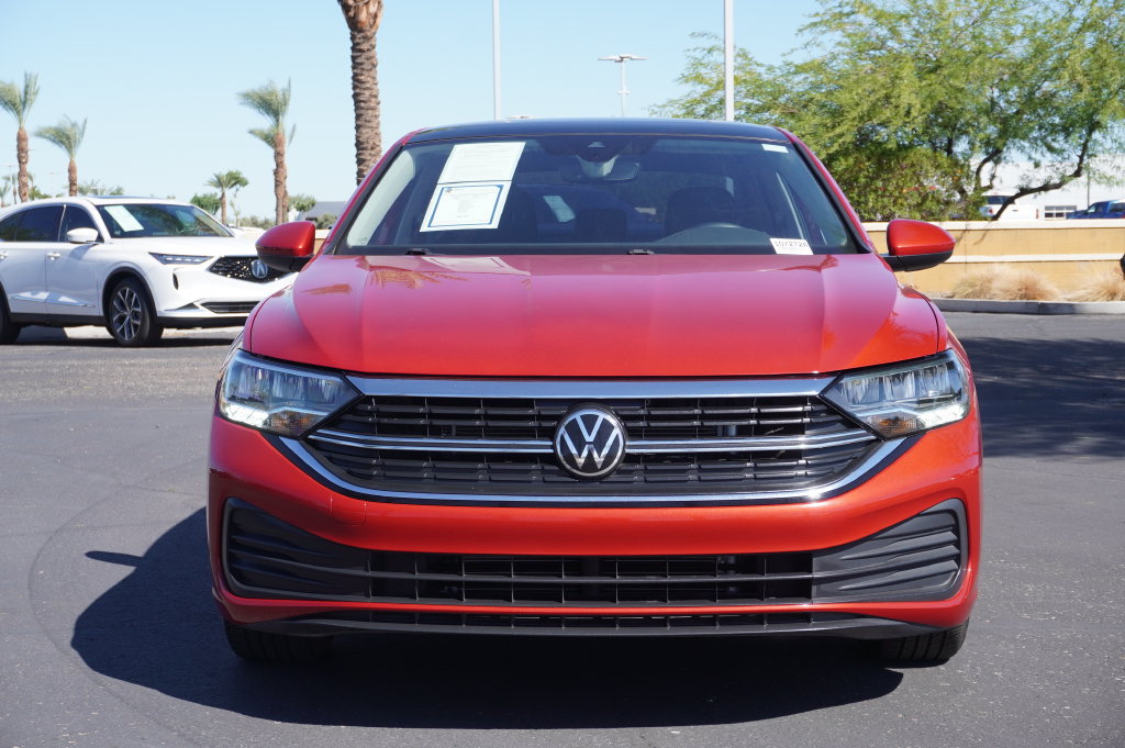 Used 2023 Volkswagen Jetta SE FWD image 5