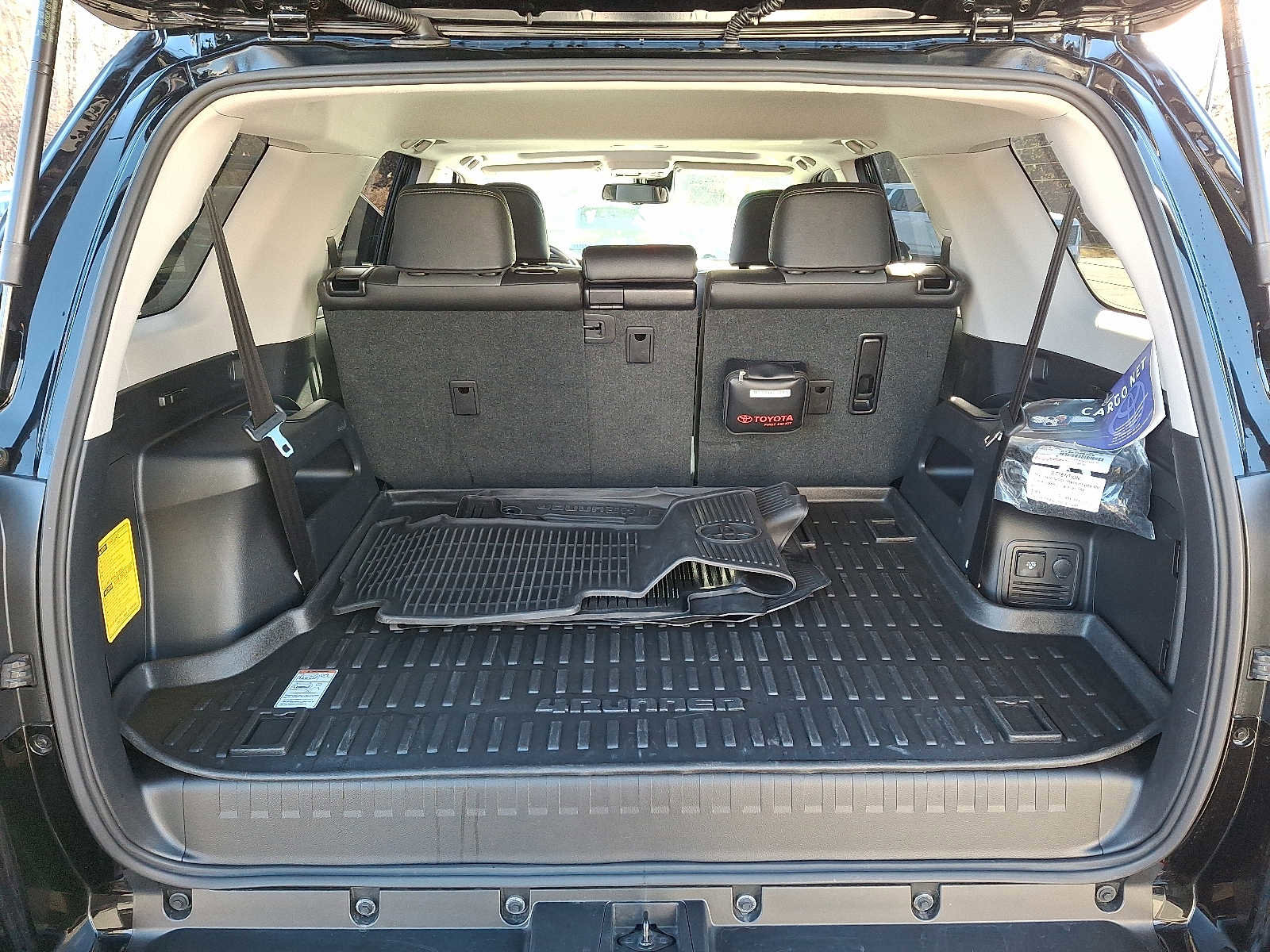 Used 2024 Toyota 4Runner SR5 Premium w/ Moonroof Package image 29