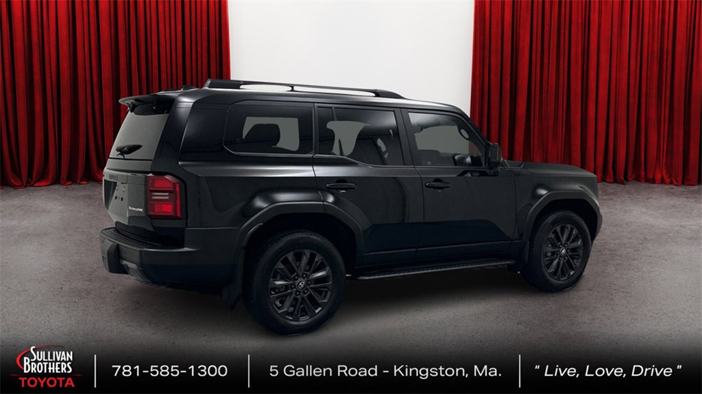 Used 2024 Toyota Land Cruiser image 5