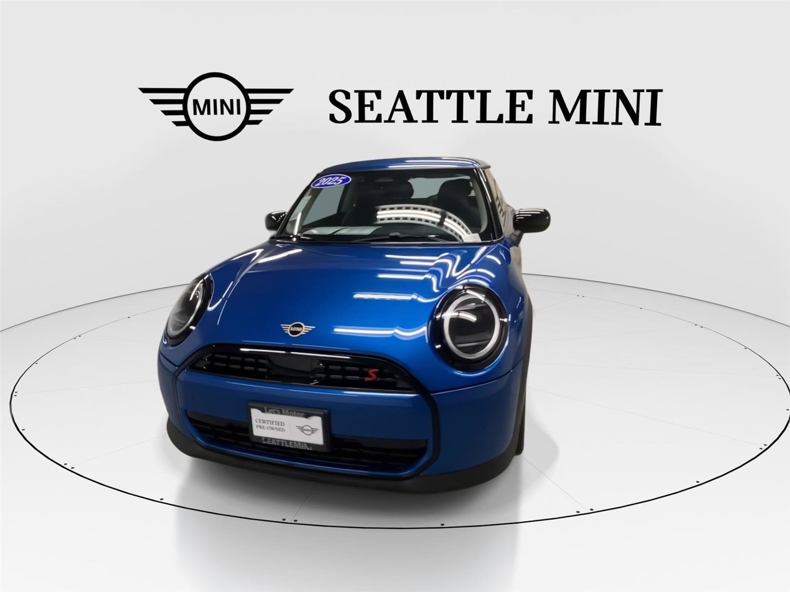 Certified 2025 MINI Cooper S image 4