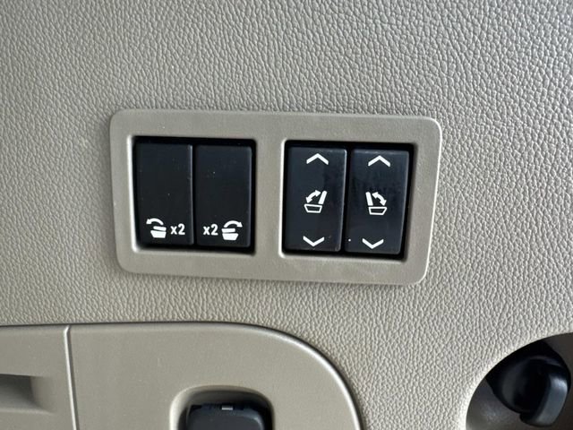 Used 2018 GMC Yukon SLT w/ Open Road Package image 14