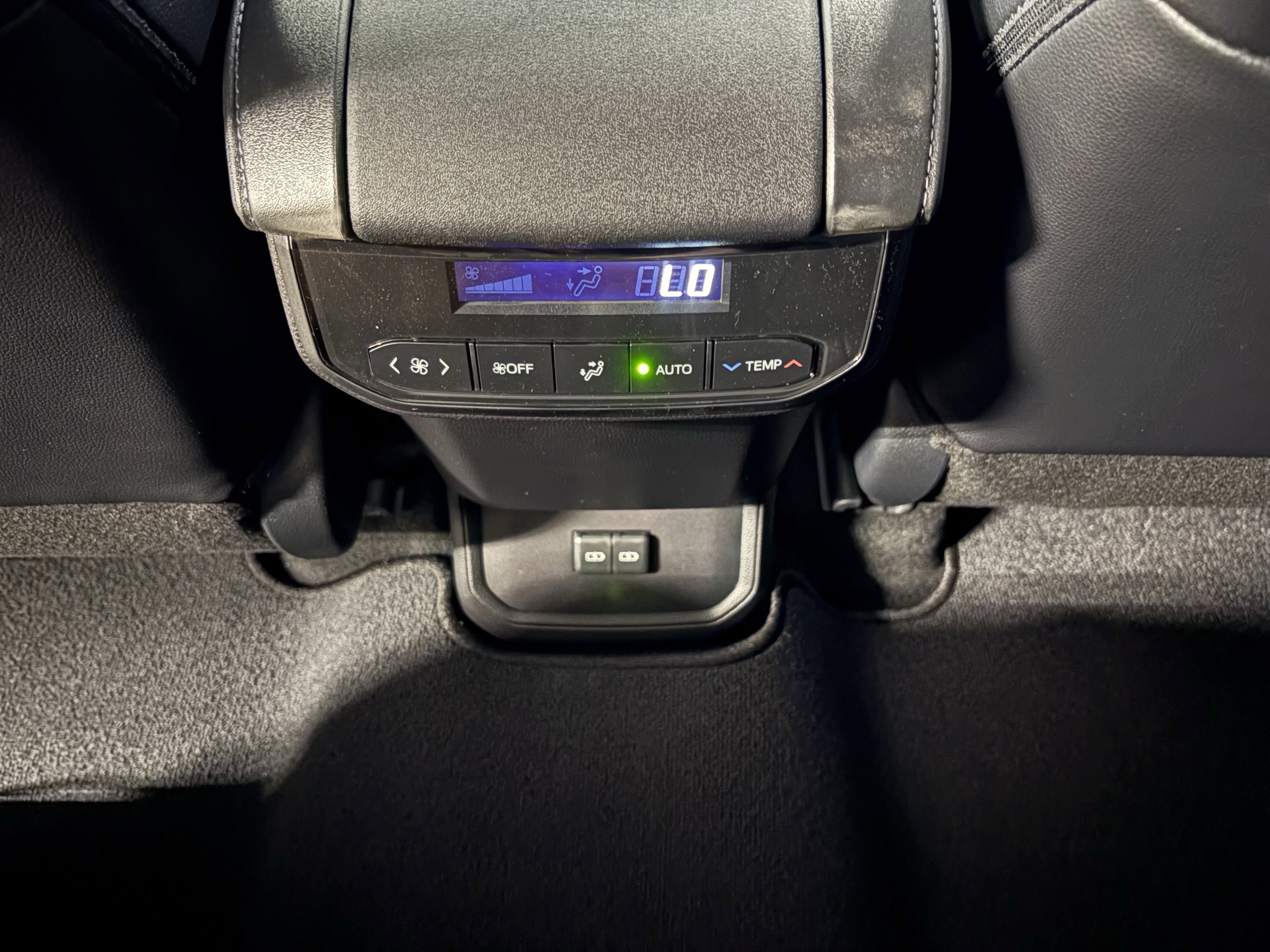 New 2026 Toyota Highlander XLE AWD/4WD image 9