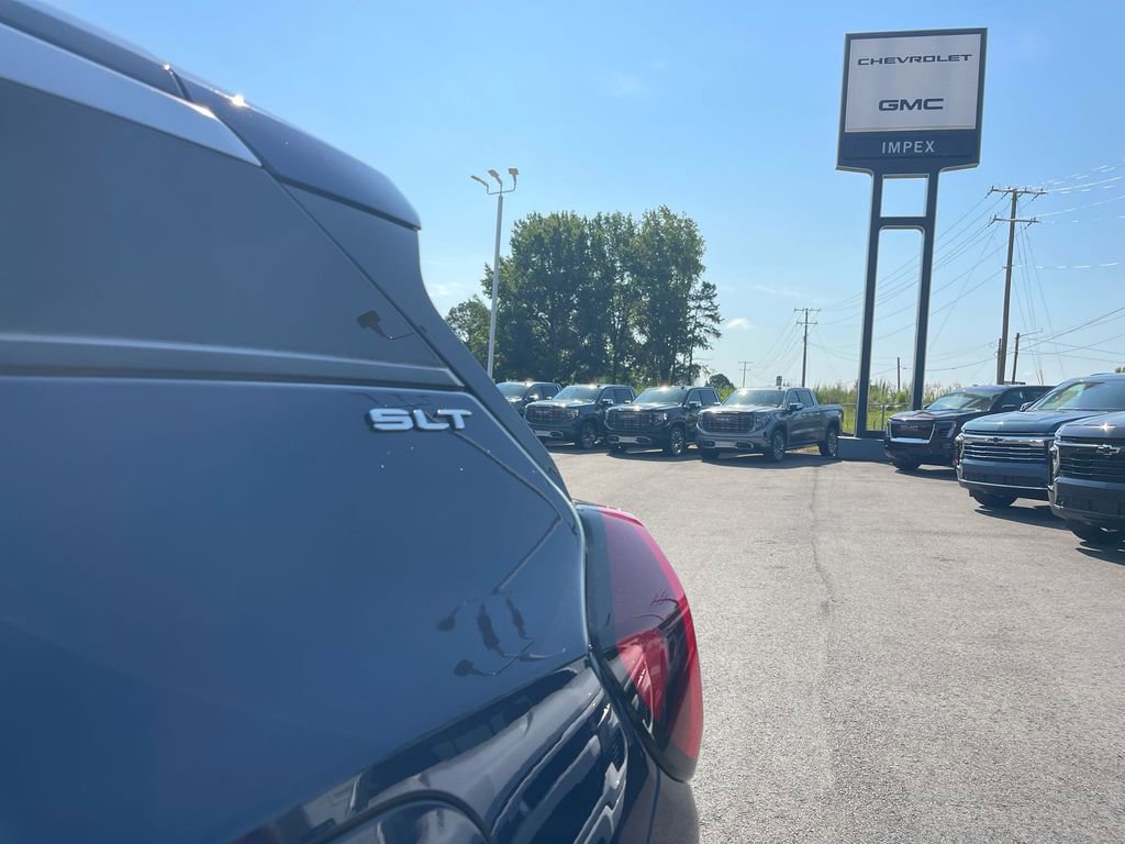 Used 2022 GMC Terrain SLT w/ Infotainment Package II image 33