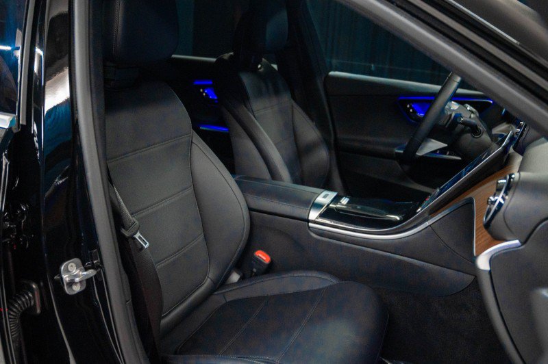 Certified 2026 Mercedes-Benz C 300 Sedan image 12
