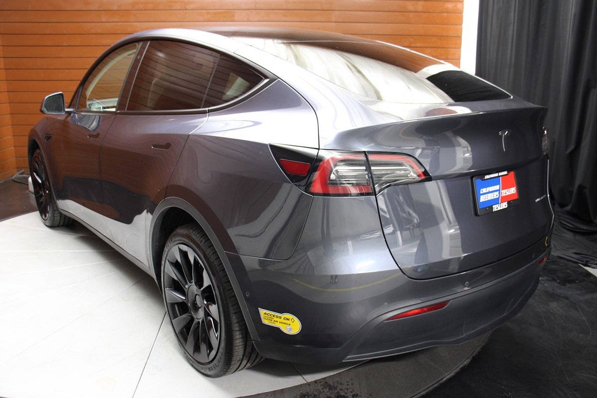 Used 2022 Tesla Model Y Long Range AWD/4WD image 15