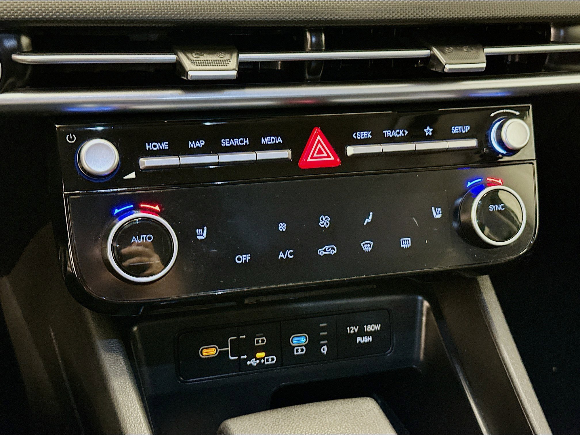 Used 2025 Hyundai Tucson SEL image 24