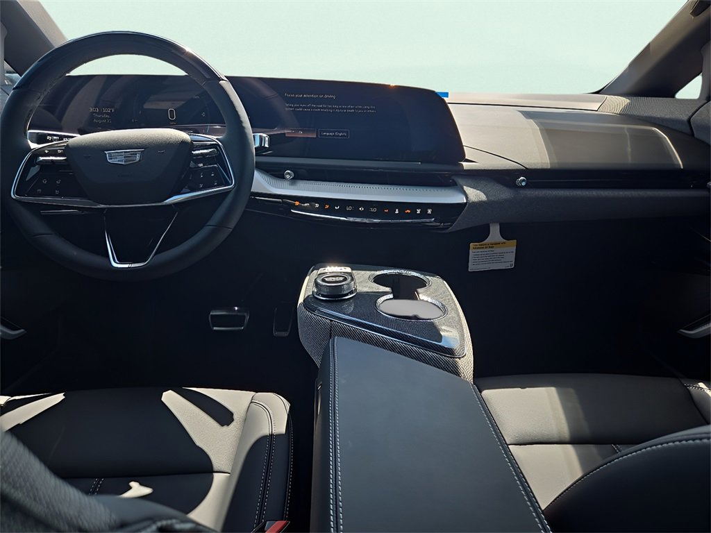 New 2025 Cadillac Optiq Sport 1 image 19