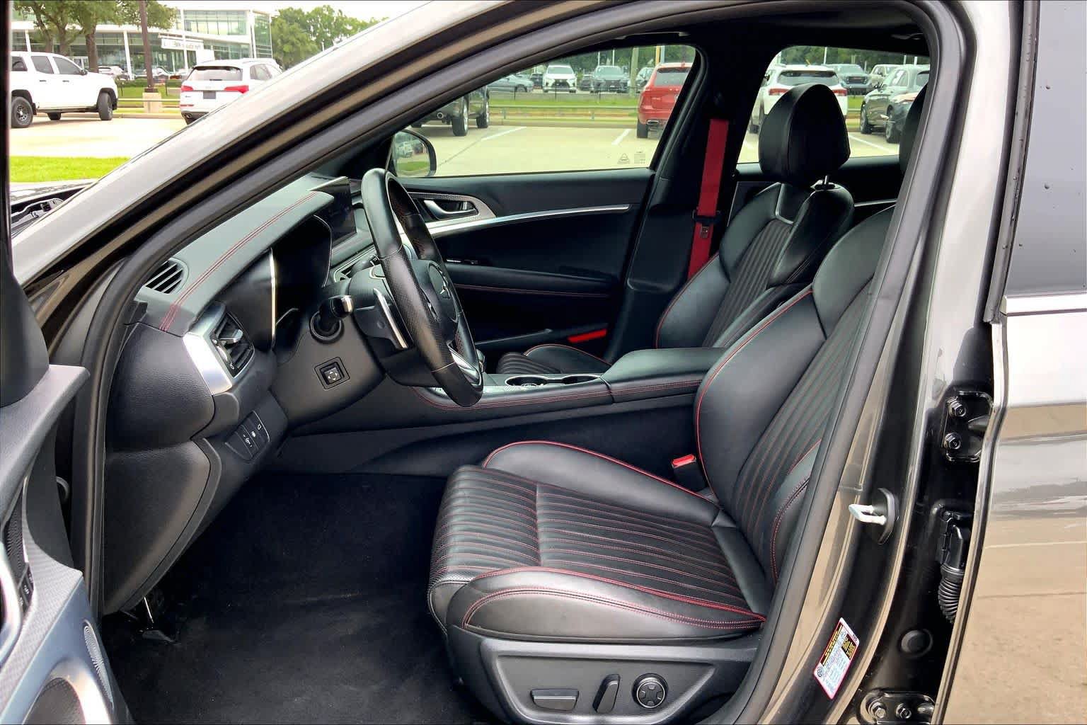 Used 2023 Genesis G70 2.0T w/ Sport Prestige Package RWD image 8
