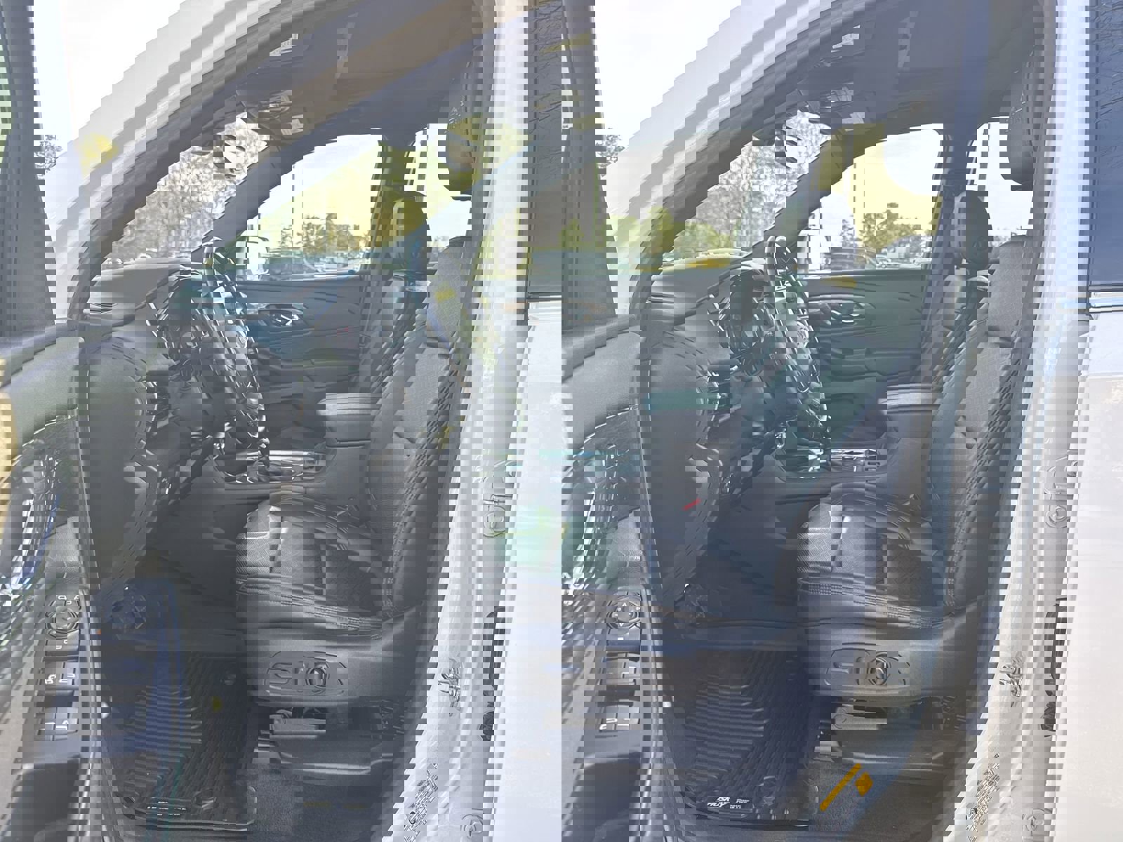 Certified 2022 Chevrolet Traverse High Country image 16