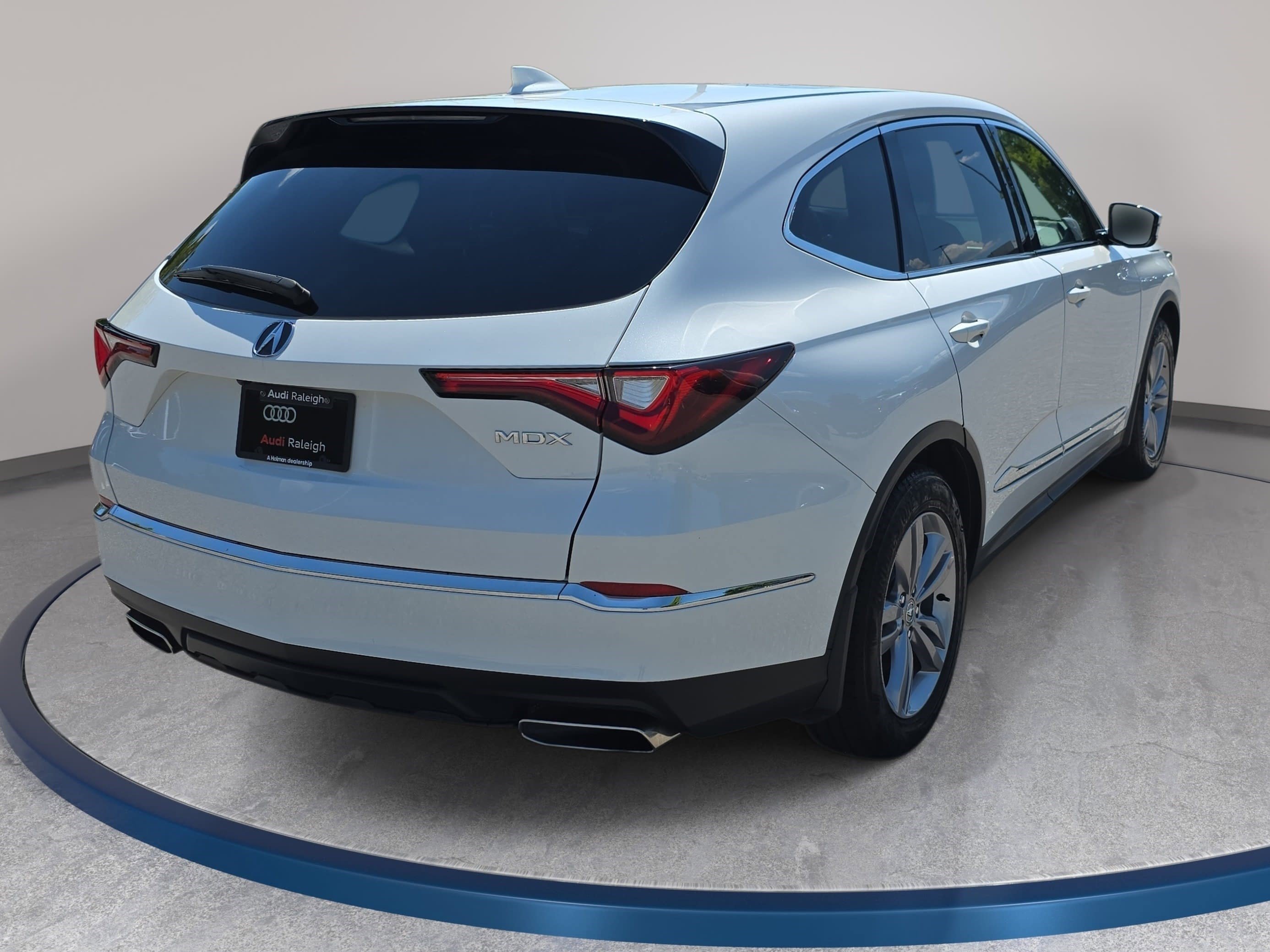 Used 2022 Acura MDX FWD image 5