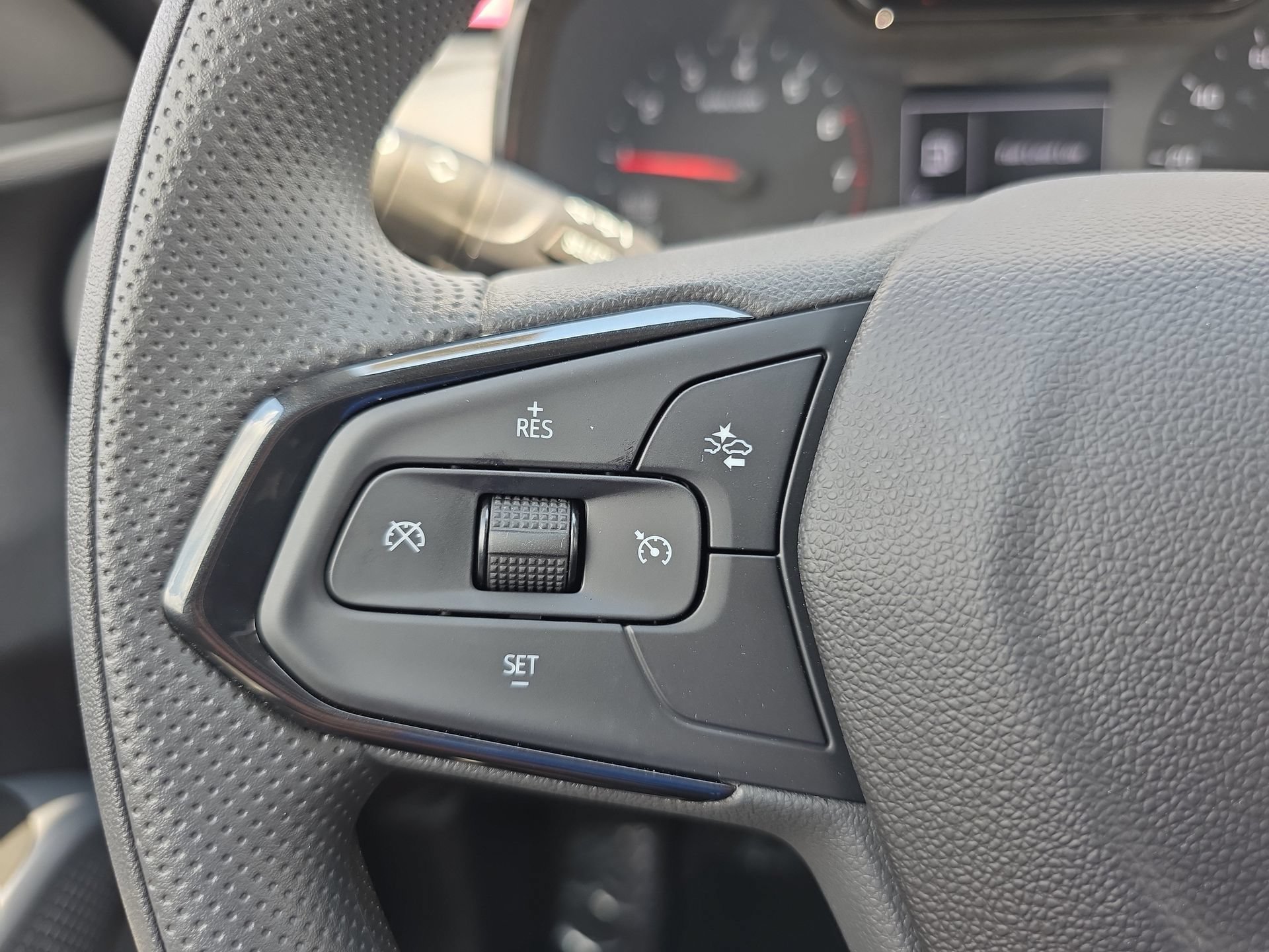 New 2026 Chevrolet Trax LS FWD image 19