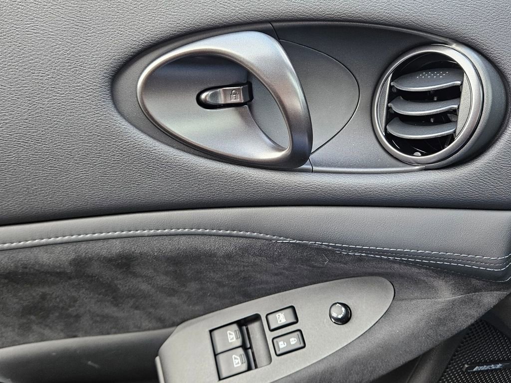 New 2026 Nissan Z NISMO w/ Floor Mat Package RWD image 33