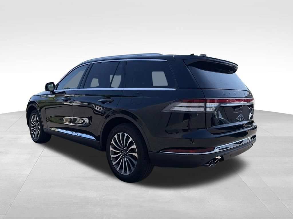 Used 2024 Lincoln Aviator AWD w/ Premium Package image 15