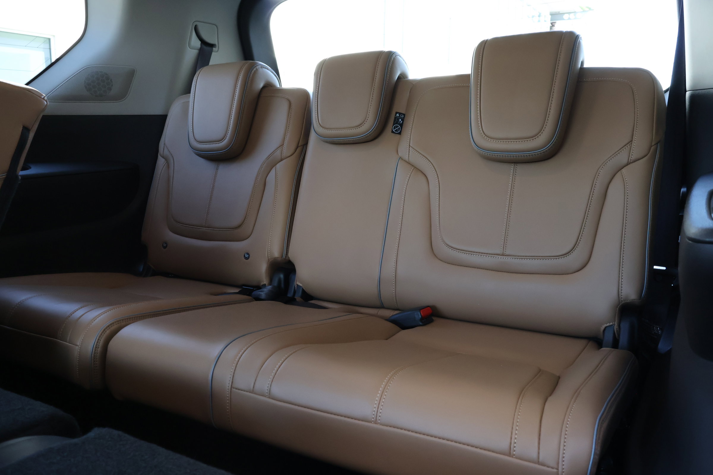 Certified 2025 INFINITI QX80 Sensory w/ Premium Cargo Package image 17