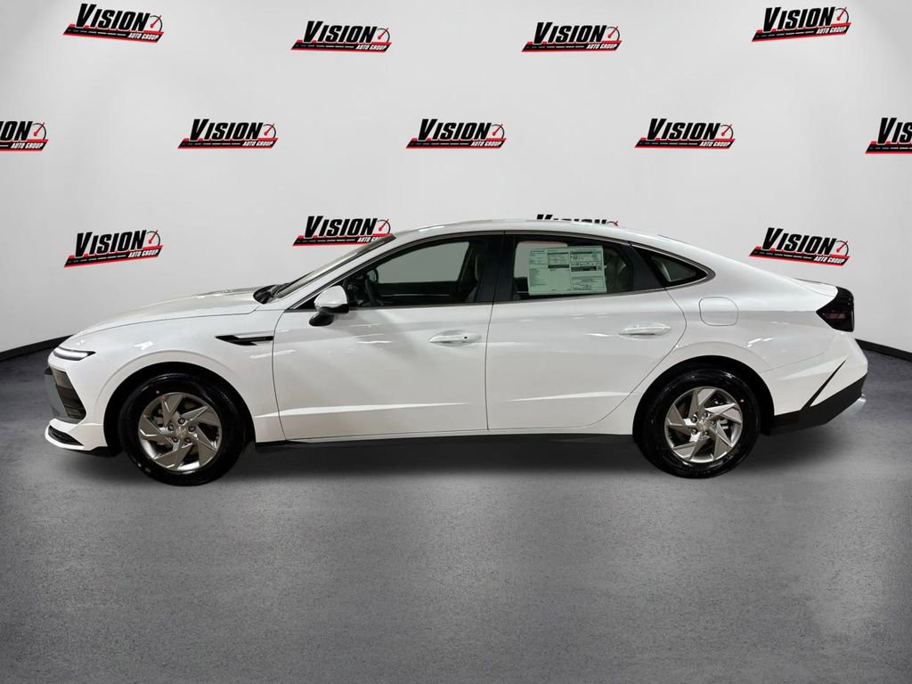 New 2026 Hyundai Sonata SE FWD image 8
