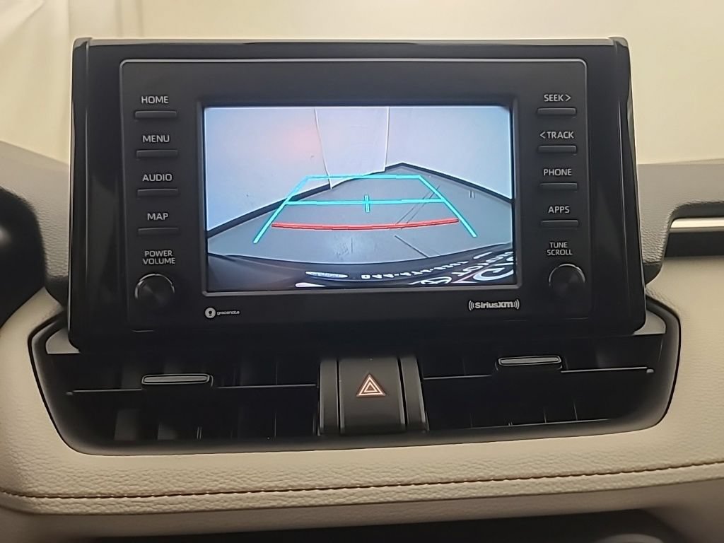 Used 2021 Toyota RAV4 XLE AWD/4WD image 34