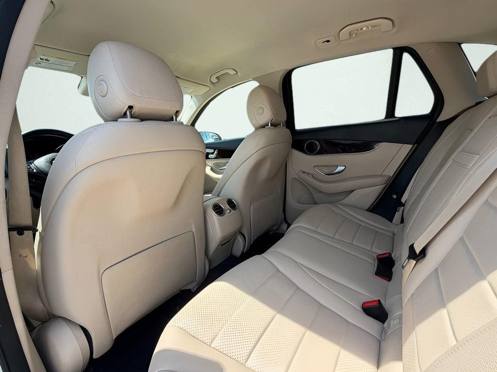 Used 2016 Mercedes-Benz GLC 300 image 8