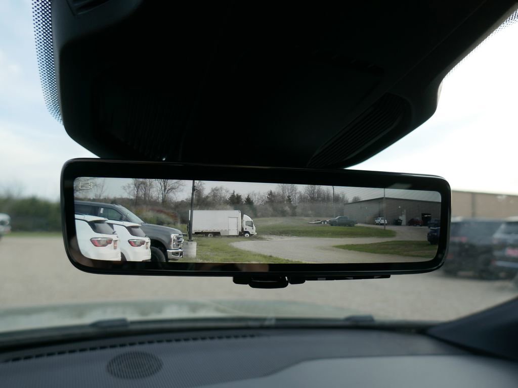 New 2026 Jeep Cherokee Overland w/ Trailer Tow Group image 23