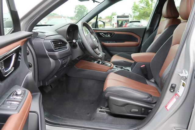 Used 2025 Subaru Forester Touring w/ Protection Package AWD/4WD image 12