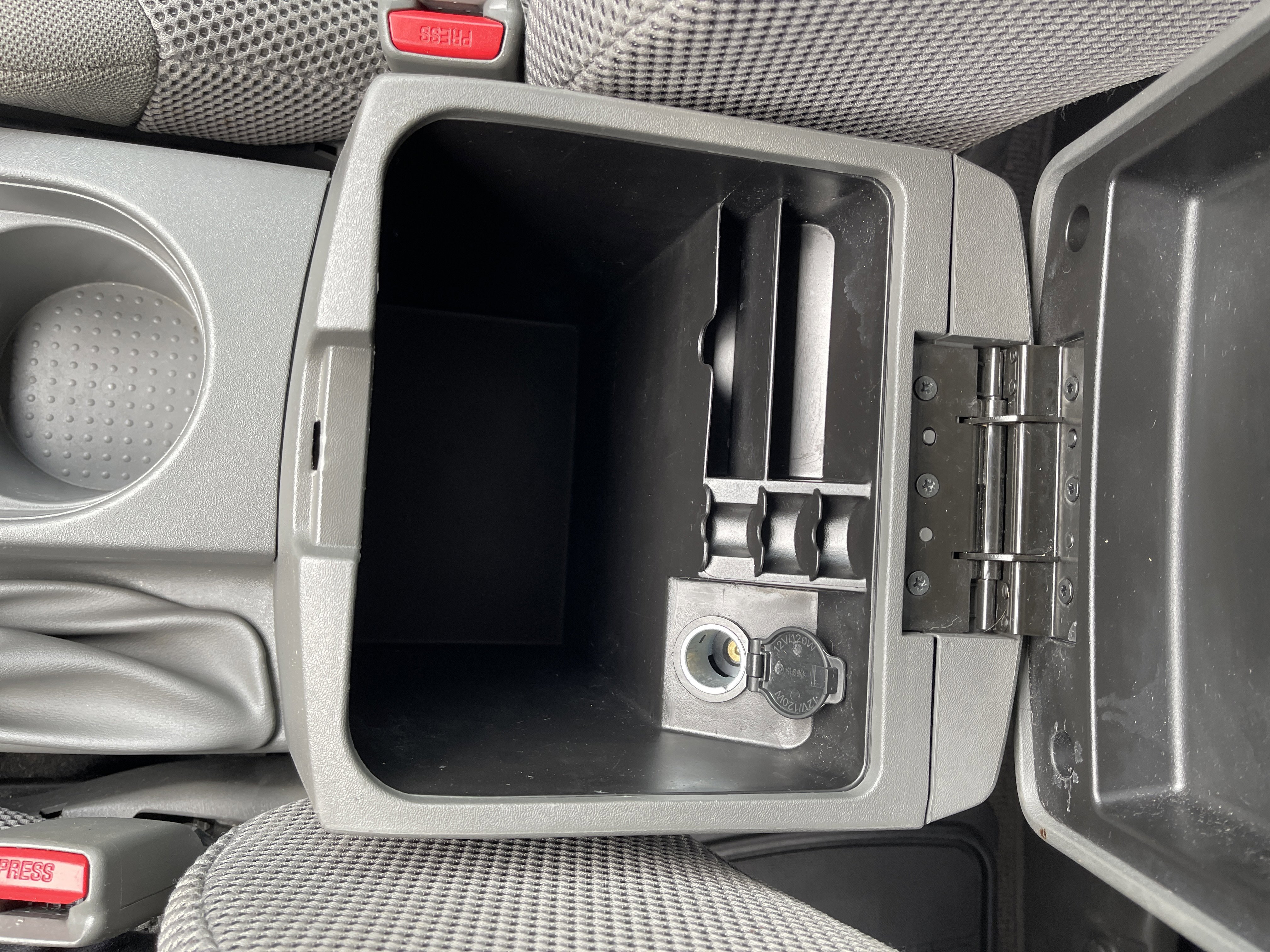 Used 2020 Nissan Frontier SV w/ Midnight Edition Floor Mats image 32