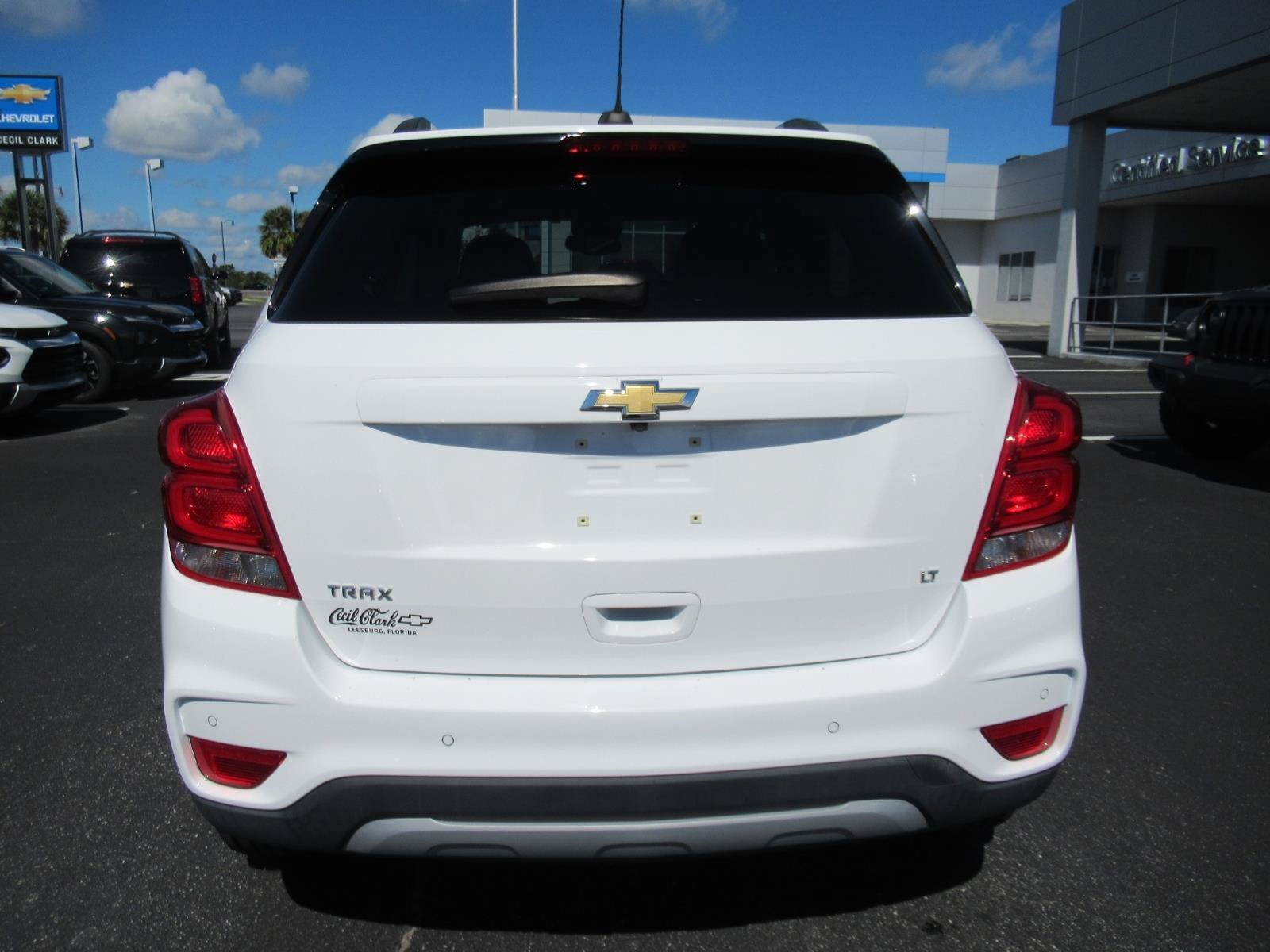 Certified 2020 Chevrolet Trax LT w/ Driver Confidence Package FWD image 6