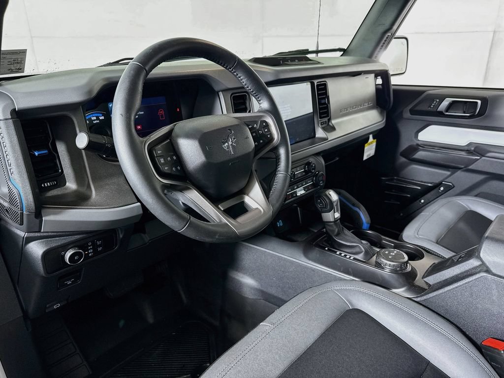 Used 2024 Ford Bronco Black Diamond AWD/4WD image 9