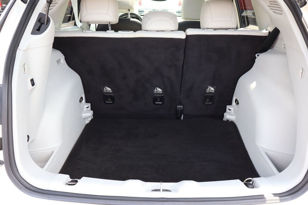 Used 2017 Jeep Compass Limited w/ Navigation Group AWD/4WD image 26