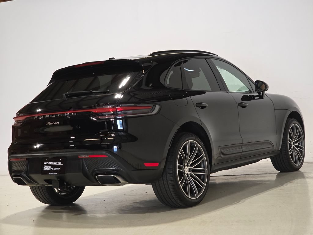 Certified 2026 Porsche Macan AWD/4WD image 9